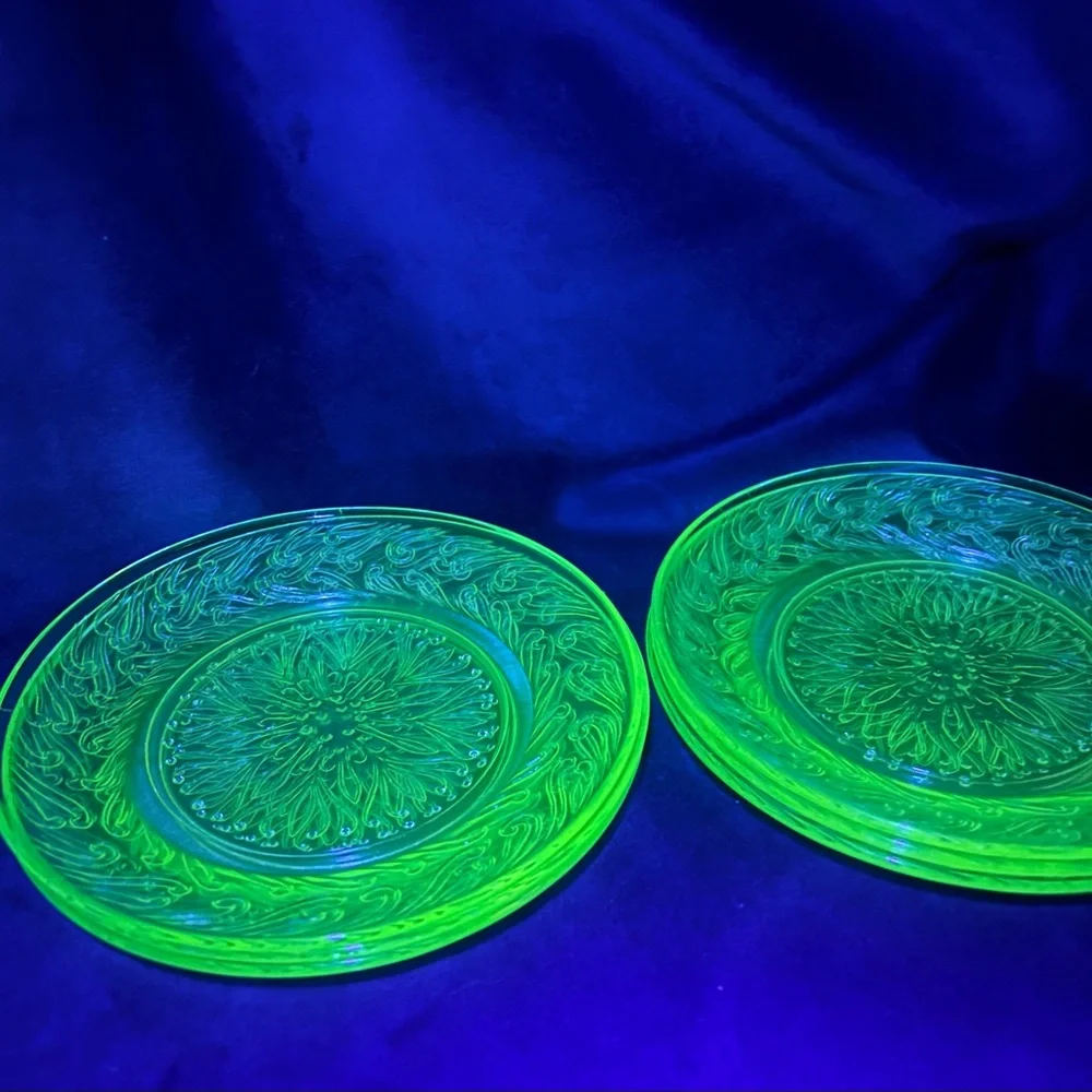 Vintage Uranium Vaseline Depression Green Glass Scrolled Plates-Set of 6